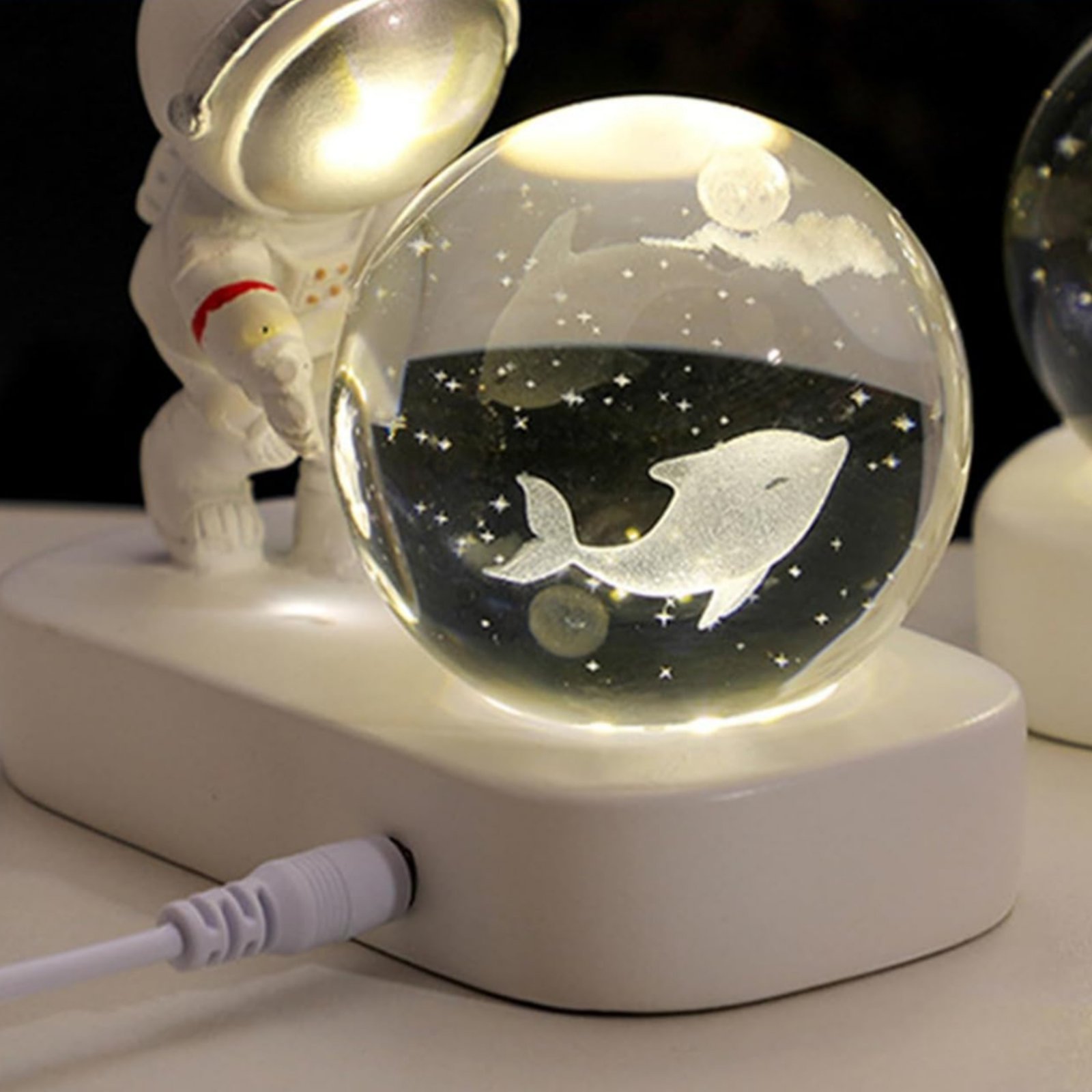 Lampada Sfera di Cristallo Ast - Crystal Ball Decor recensione e prezzo