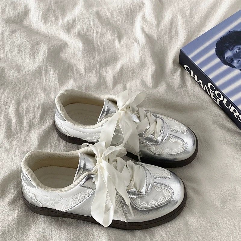 Sneakers da Donna di Marca di  - Luxury Lifestyle Shoes recensione e prezzo