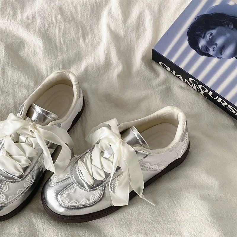 Sneakers da Donna di Marca di  - Luxury Lifestyle Shoes recensione e prezzo