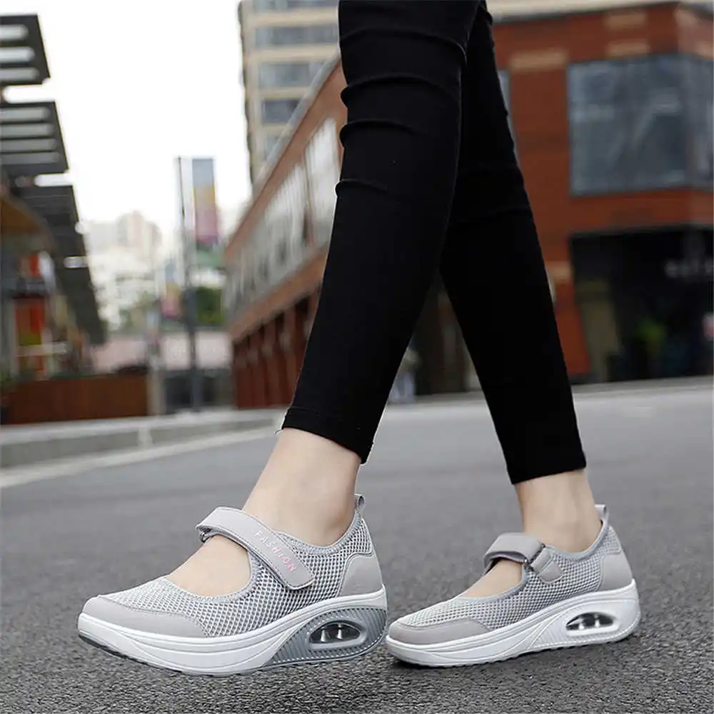 36-41 Scarpe da ginnastica col - Luxury Lifestyle Shows recensione e prezzo